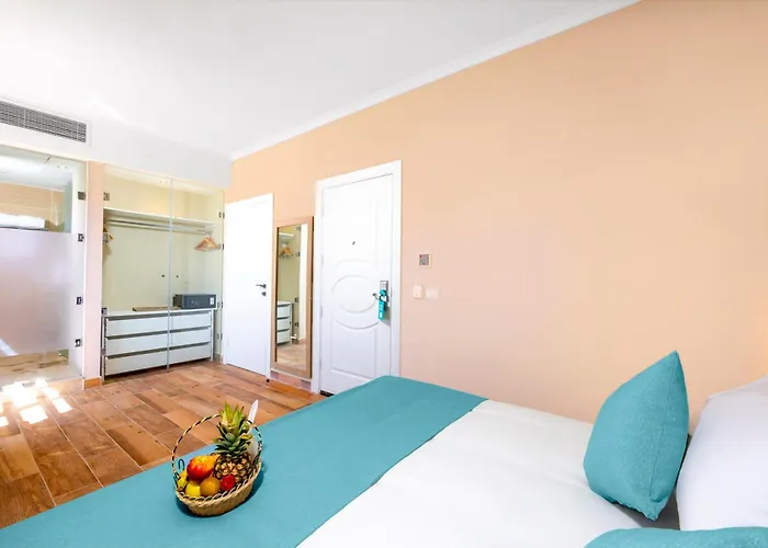 Economy King Room